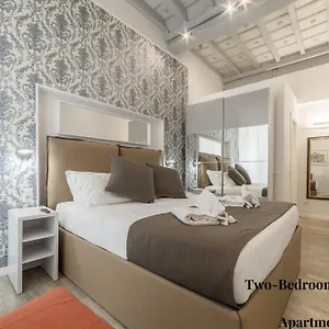  Apartment Cs Exclusive Campo De Fiori Palace